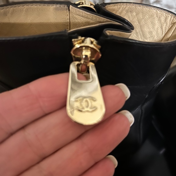 Chanel ankle boots logo/ double gold zippers 39 with logos. Wood heel - Picture 5 of 14